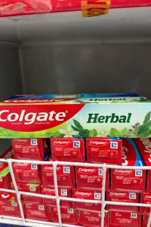 COLGATE HERBAL 90G